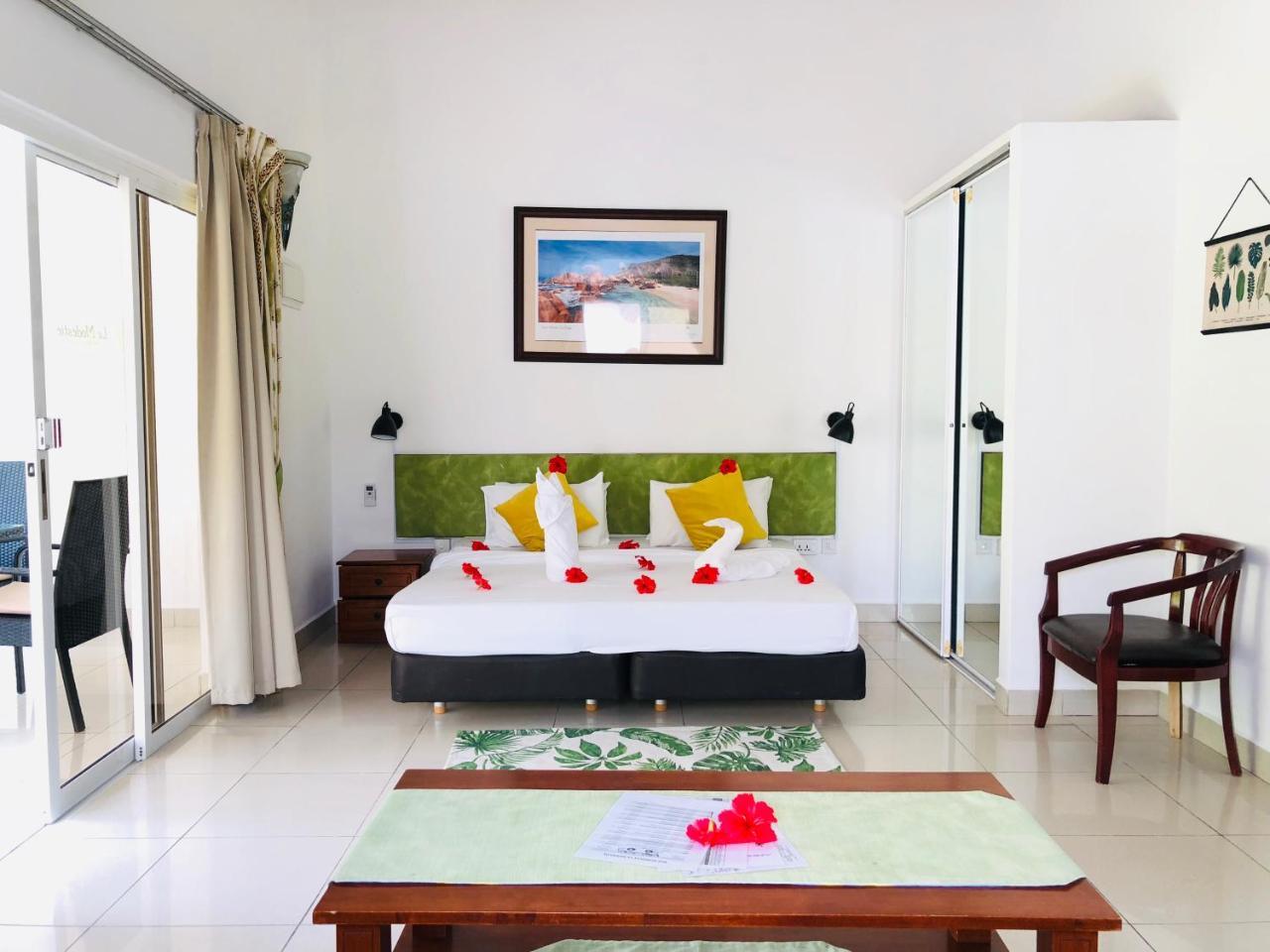 La Modestie Guest House Grand Anse  Eksteriør bilde